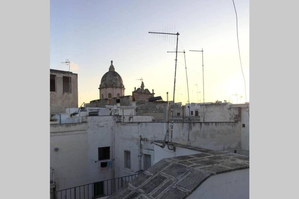 Historic Apartment In Centre Of City 100M To Sea 莫诺波利 外观 照片
